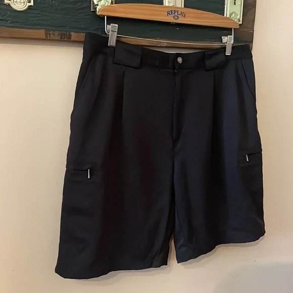 lzod XFG Black Golf Cargo Shorts Size 36 - Picture 5 of 13